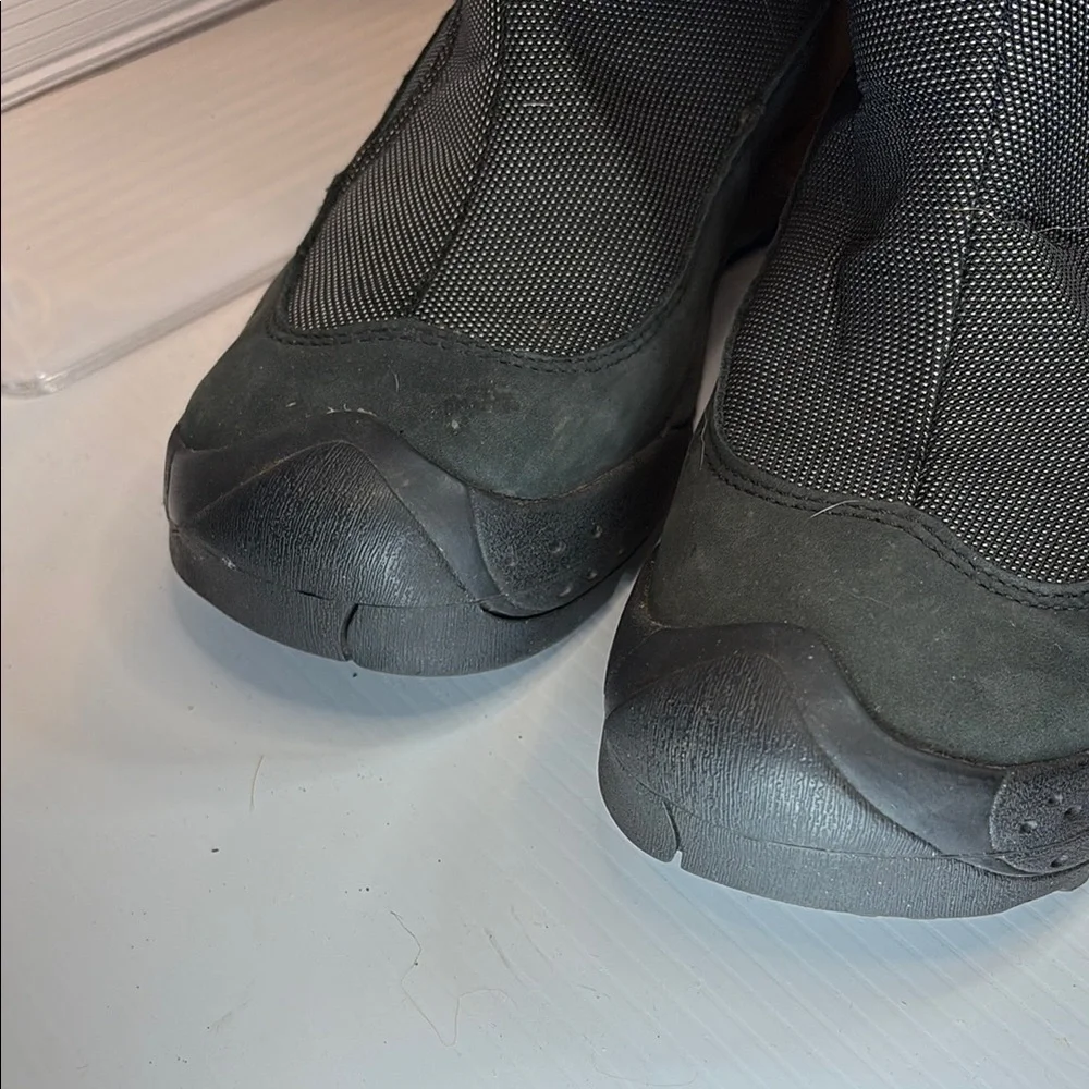 Keen winter boots waterproof. Size 10 Black‎ Winter Boots box 15